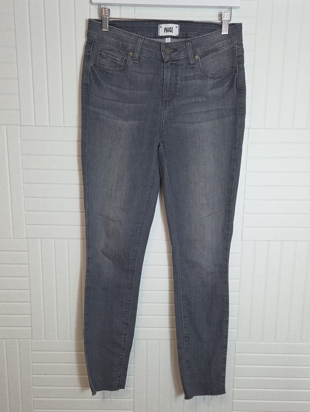 PAIGE Gray Verdugo Ankle Jeans Size 29